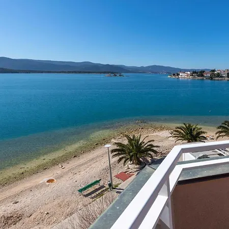 Apartment Awesome In W/ Wifi And 1 Bedrooms