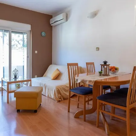 Awesome In W/ Wifi And 1 Bedrooms * Klek