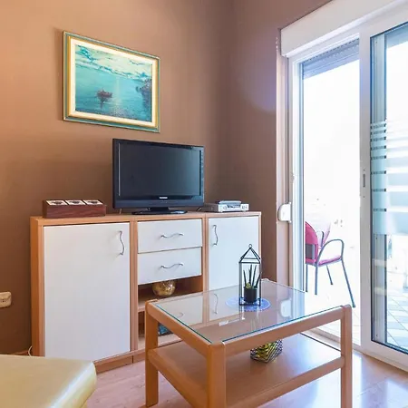 Awesome In W/ Wifi And 1 Bedrooms Apartman *